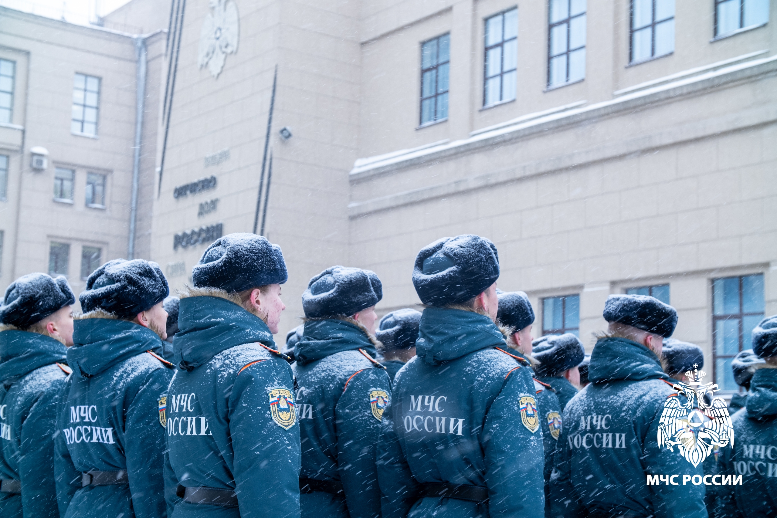 Торжественное построение в честь Дня защитника Отечества